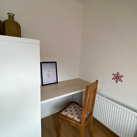 Gasthof Vaerelse Med Eget Bad Og Toilet I Nyt Raekkehus *